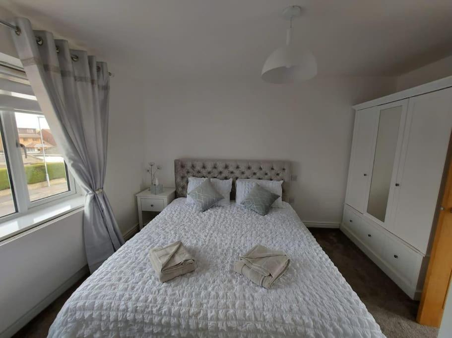 Modern 4 Bedroom House In Weymouth Sunny Corner 외부 사진